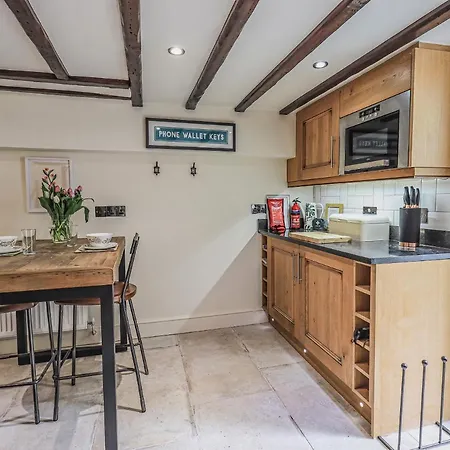 Apartment Wisteria *